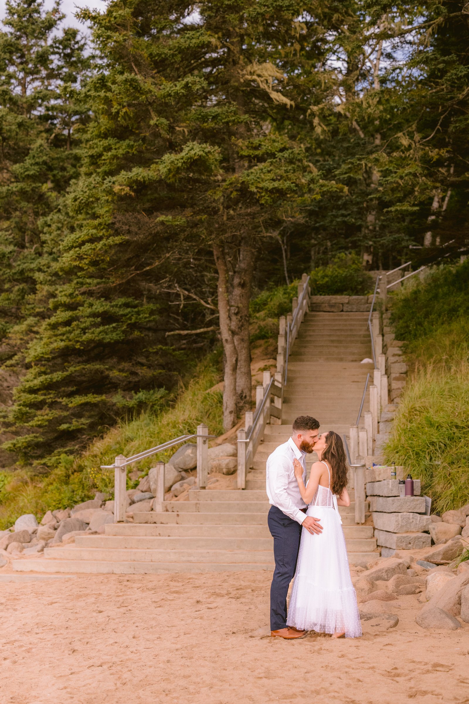 Acadia-National-park-how-to-elope-lobster-boat-tour-maine-MoonRisingPhotography-2098.jpg